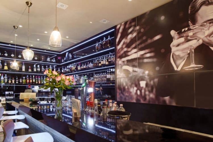 Lobby Bar